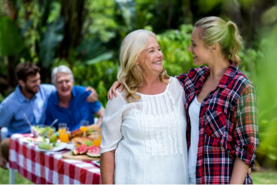 relaci�n entre suegra y nuera